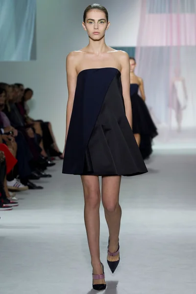 Look 44